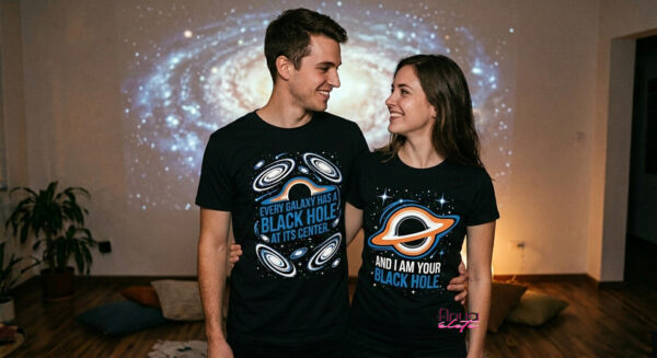 Every galaxy has a black hole - páros póló